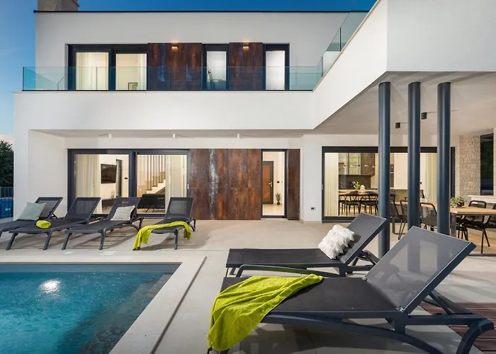 Abarica By Villsy - With Heated Pool, Sauna, Jacuzzi