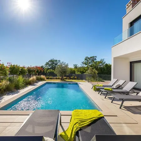 Abarica By Villsy - With Heated Pool, Sauna, Jacuzzi Villa Marasi