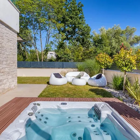 Abarica By Villsy - With Heated Pool, Sauna, Jacuzzi Villa *