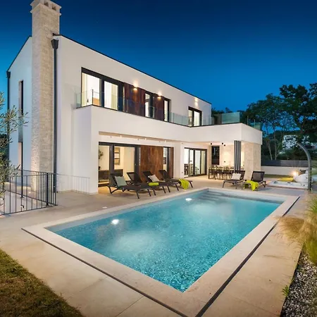 Abarica By Villsy - With Heated Pool, Sauna, Jacuzzi Villa