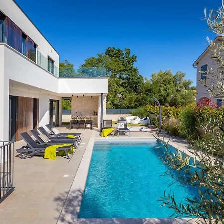 Abarica By Villsy - With Heated Pool, Sauna, Jacuzzi Villa