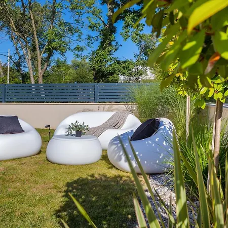 Abarica By Villsy - With Heated Pool, Sauna, Jacuzzi Marasi