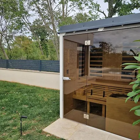 Abarica By Villsy - With Heated Pool, Sauna, Jacuzzi Marasi